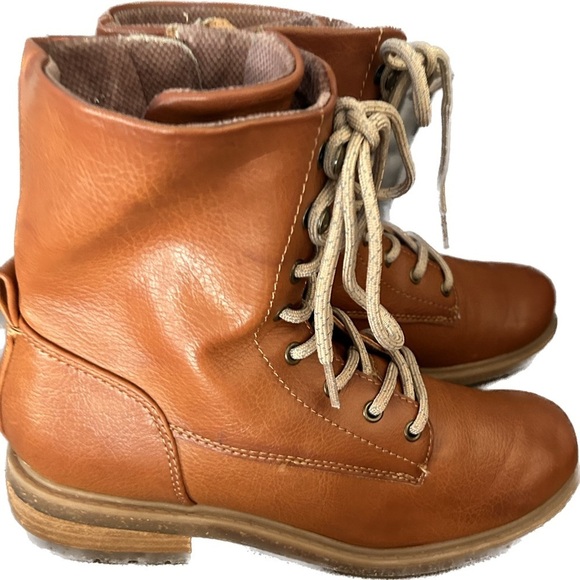 B.O.C. Women's Carter Boot camel utility chic lined casual - Picture 4 of 9